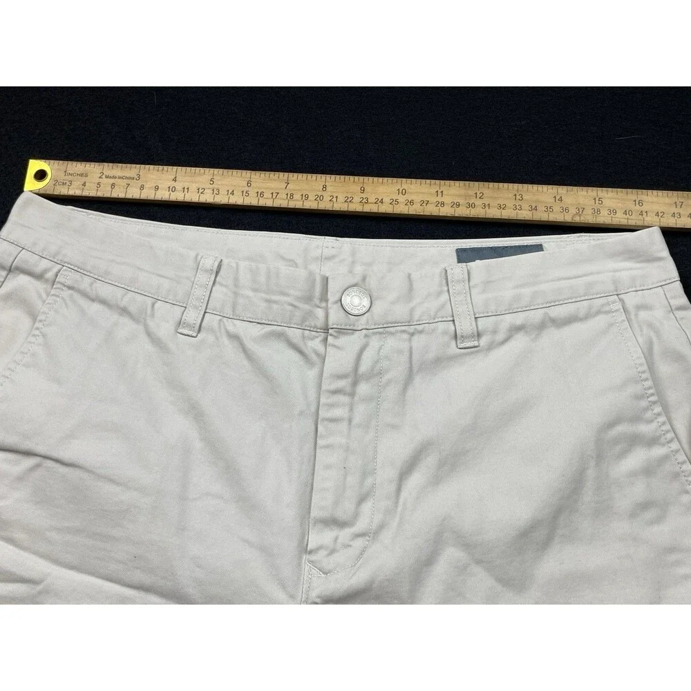 Bonobos Men’s Size 33” Off-White Chino Shorts